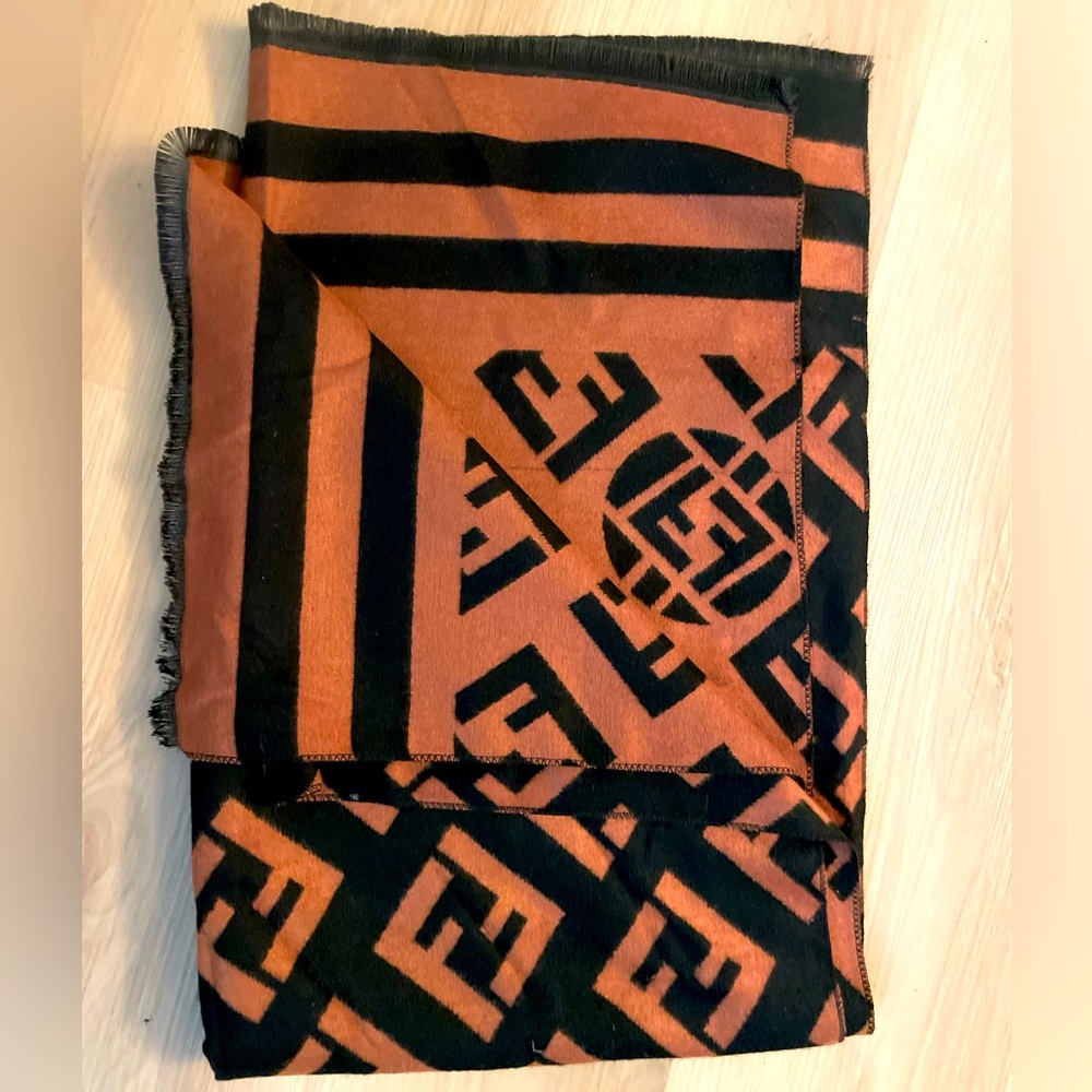 FENDI wrap / scarf